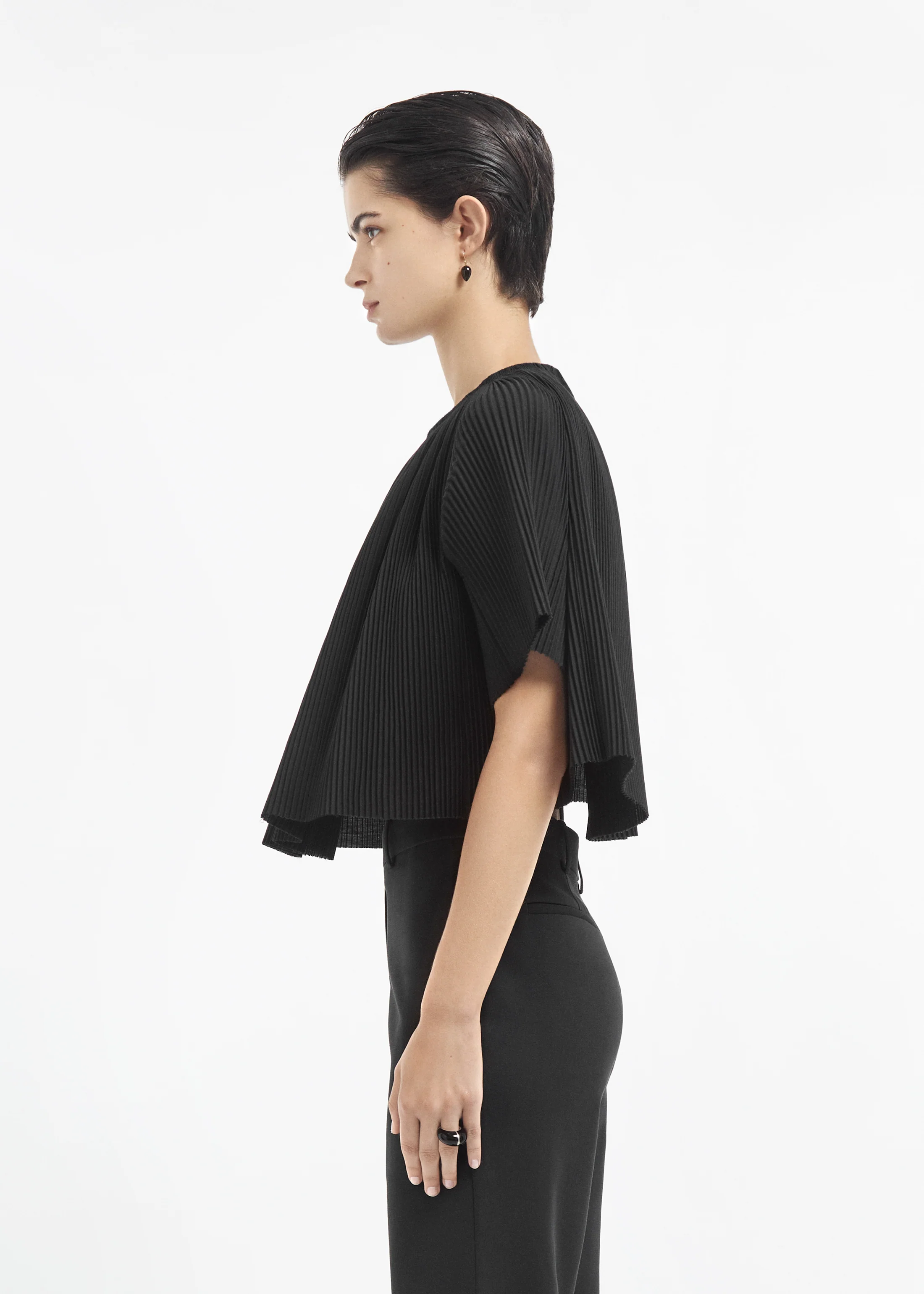 Crinkle Cut Cape Top in Plisse - Black - Image 4