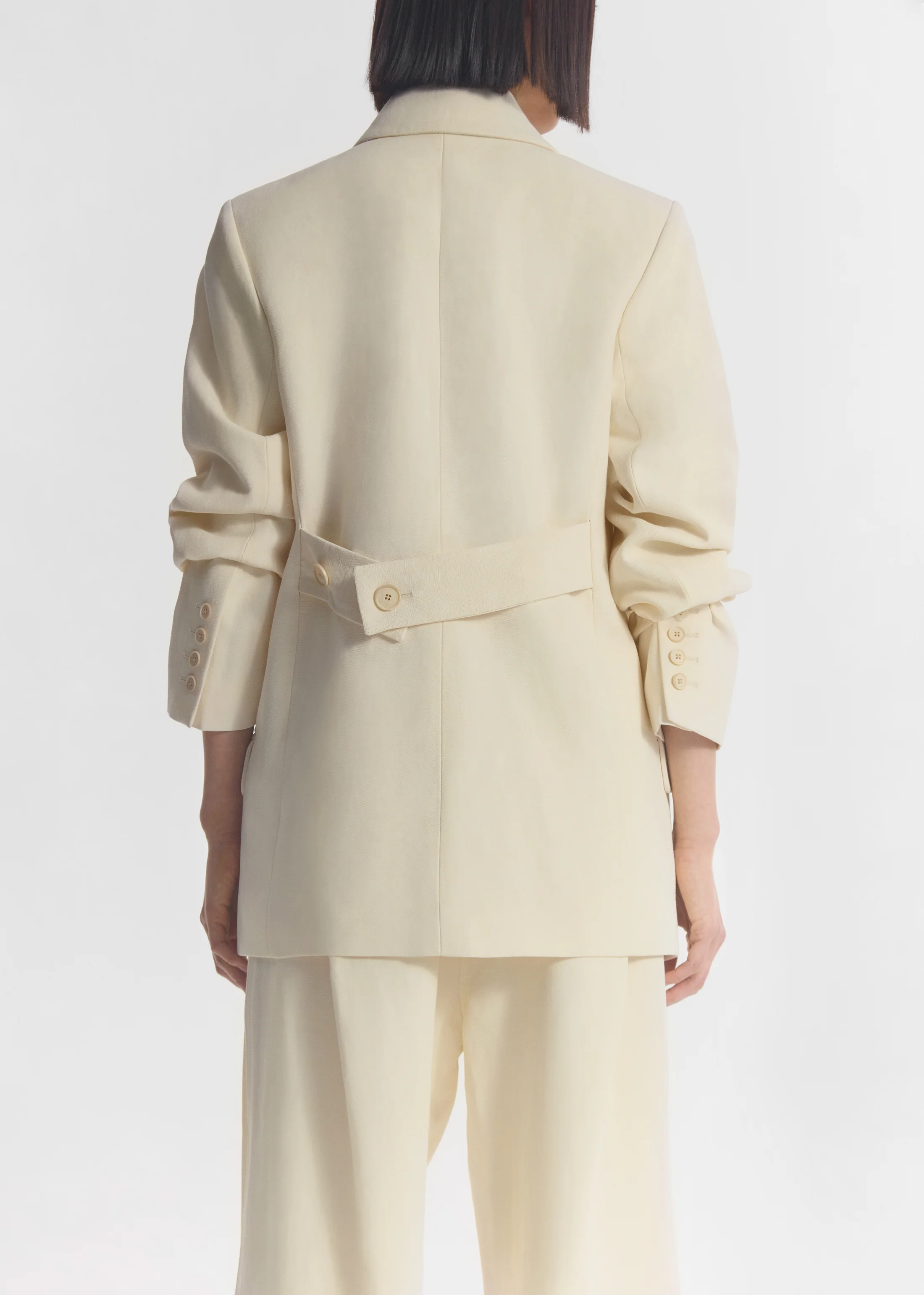 Double Breasted Blazer in Linen - Pearl - Image 4
