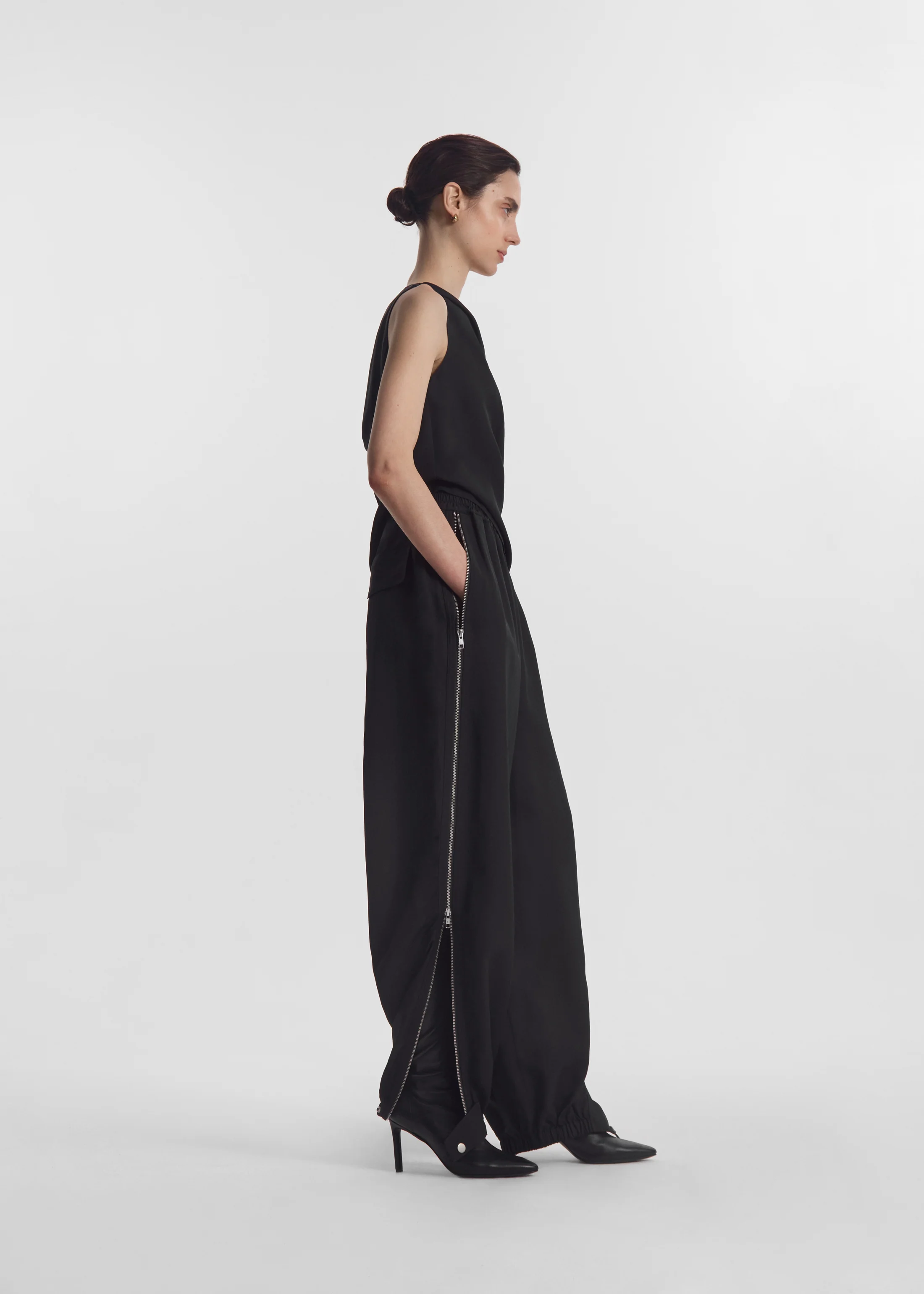 Draped Back Top in Viscose Silk - Black - Image 4