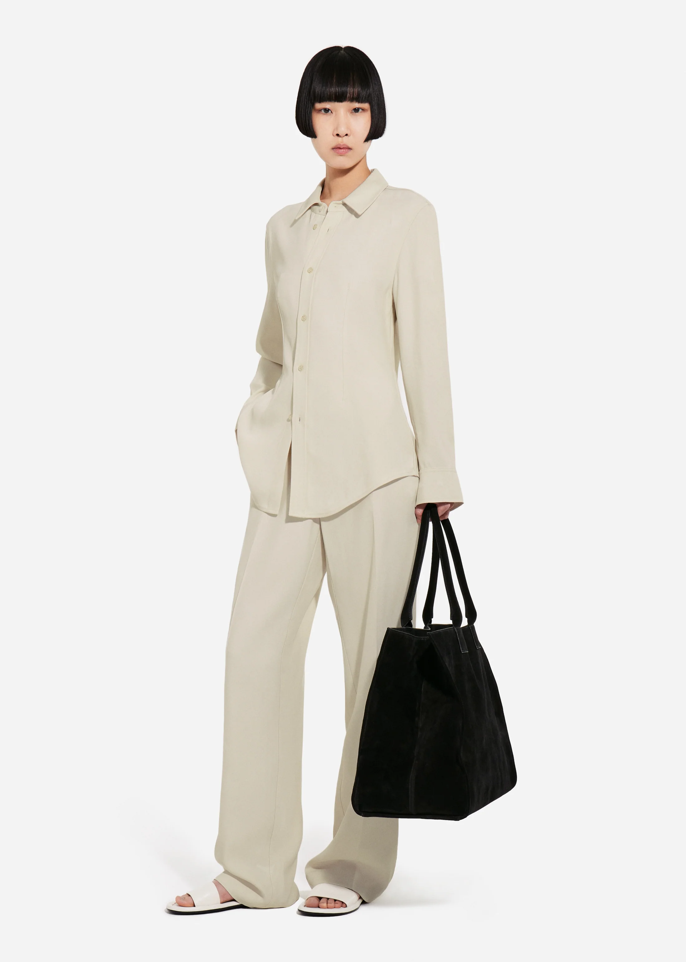 Fitted Collared Shirt in Viscose Twill - Pearl - Image 2
