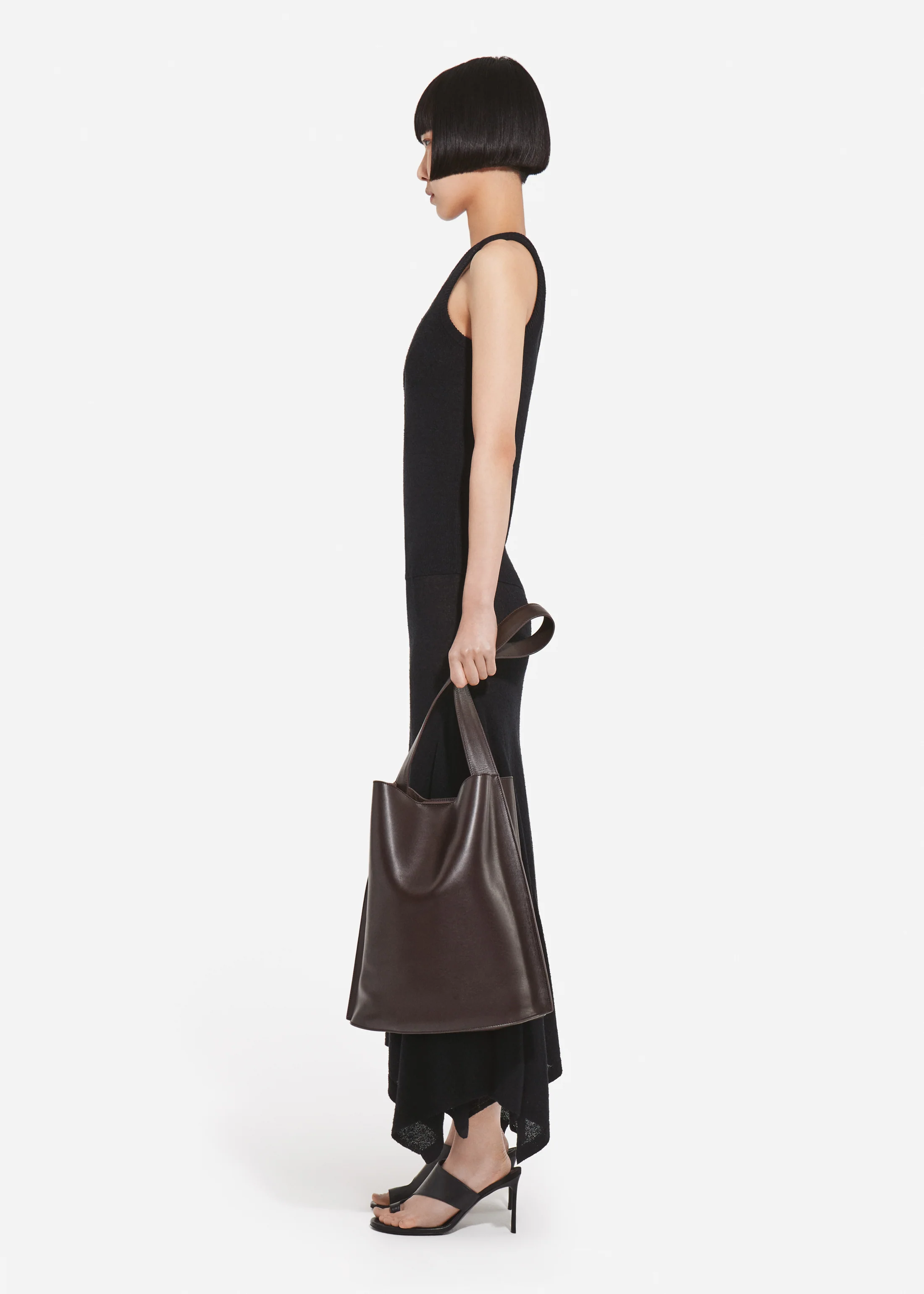Flared Midi Skirt in Silk Linen - Black - Image 4