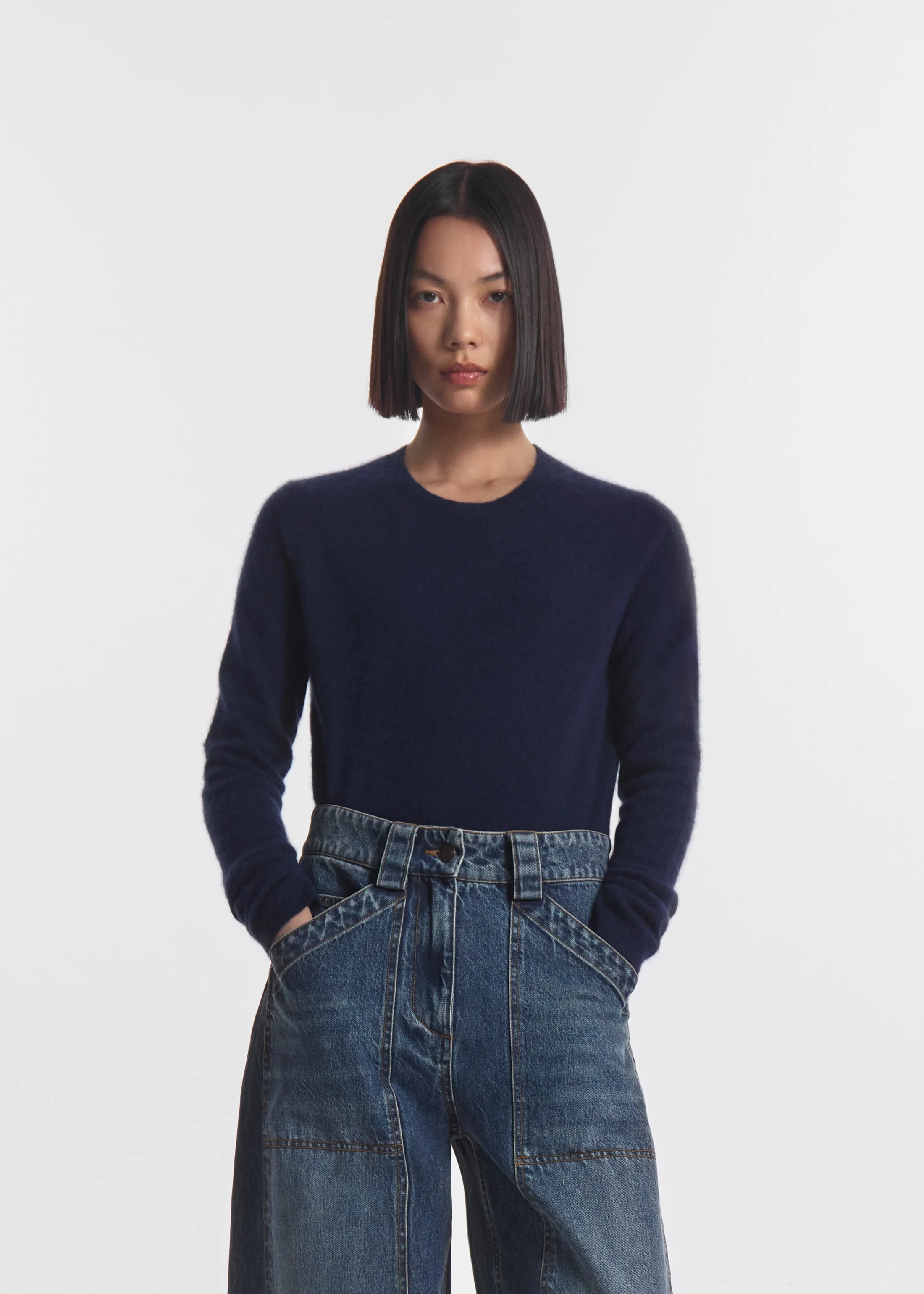 Long Sleeve Crew Sweater in Cashmere Silk - Eclipse - Image 2