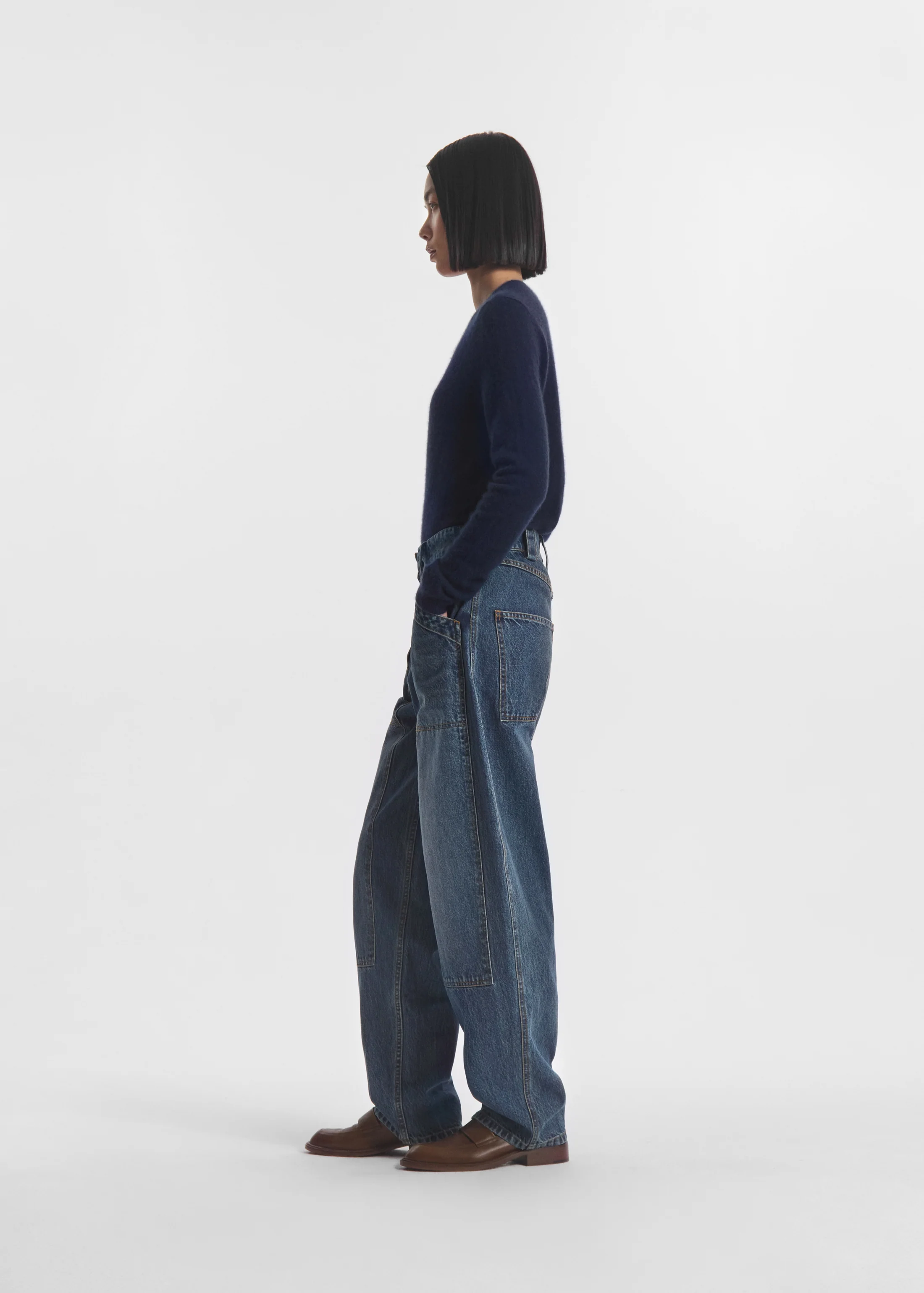 Long Sleeve Crew Sweater in Cashmere Silk - Eclipse - Image 3