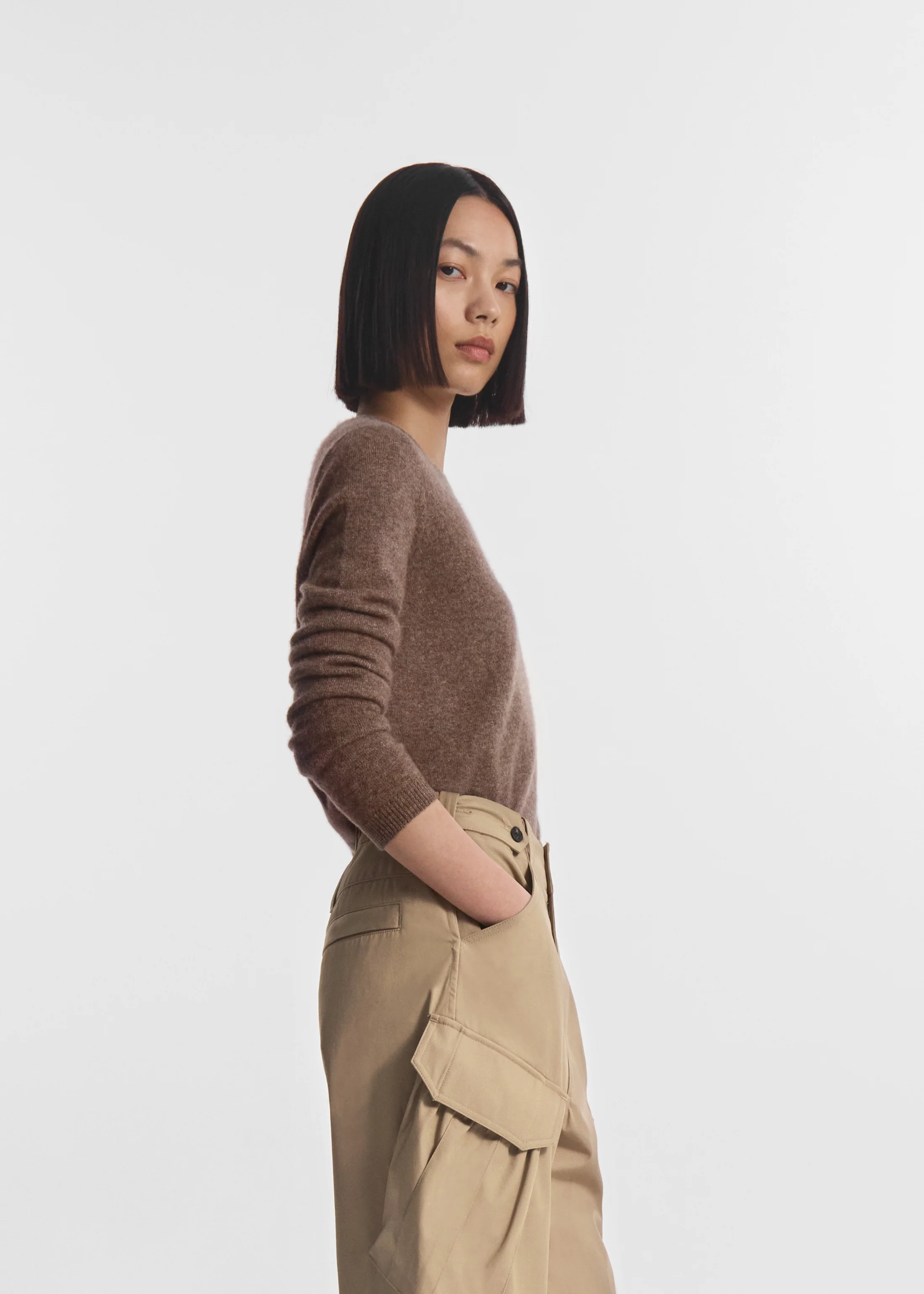 Long Sleeve Crew Sweater in Cashmere Silk - Hazelnut - Image 2