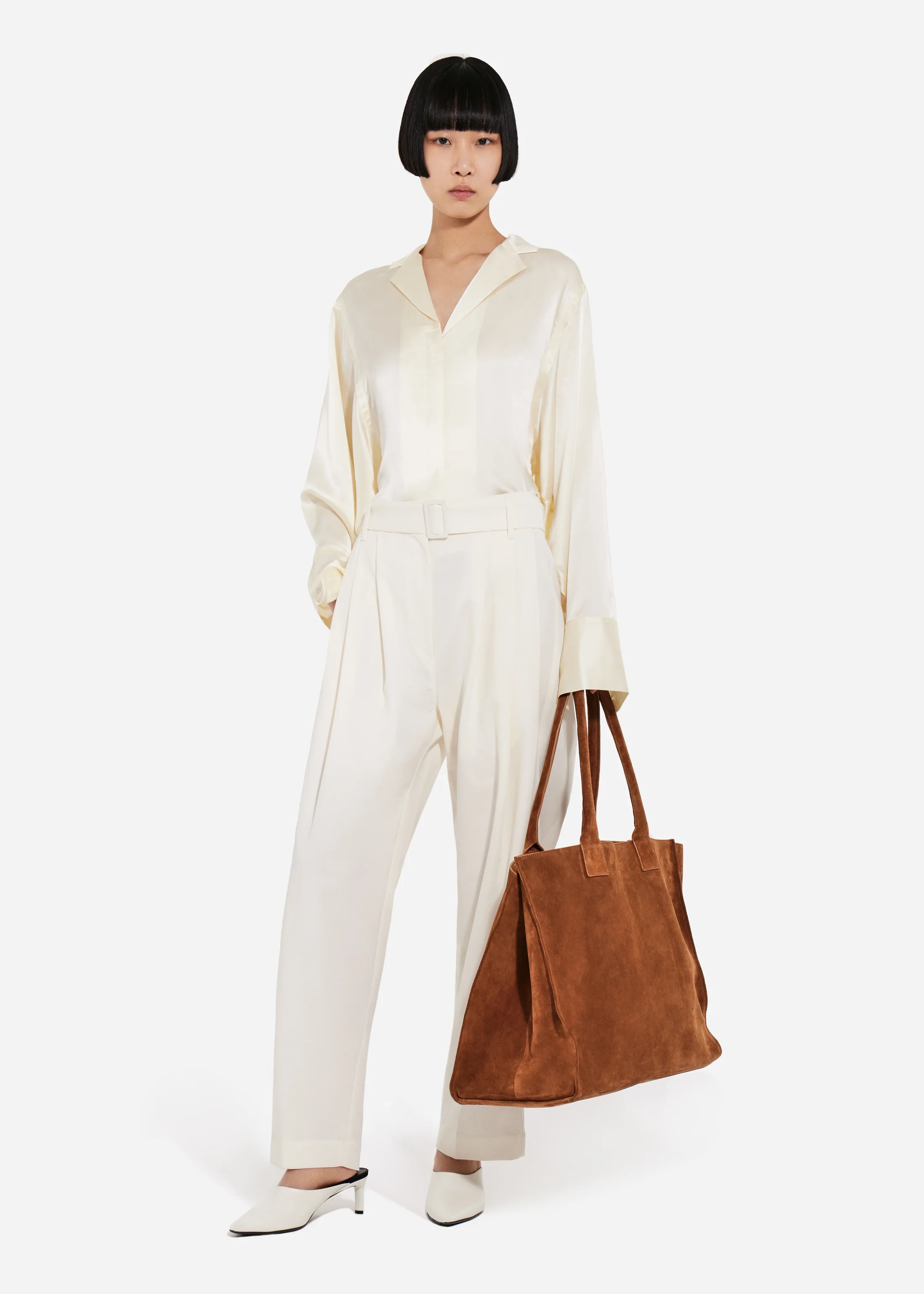 Relaxed Button Down Shirt in Silk Charmeuse - Pearl