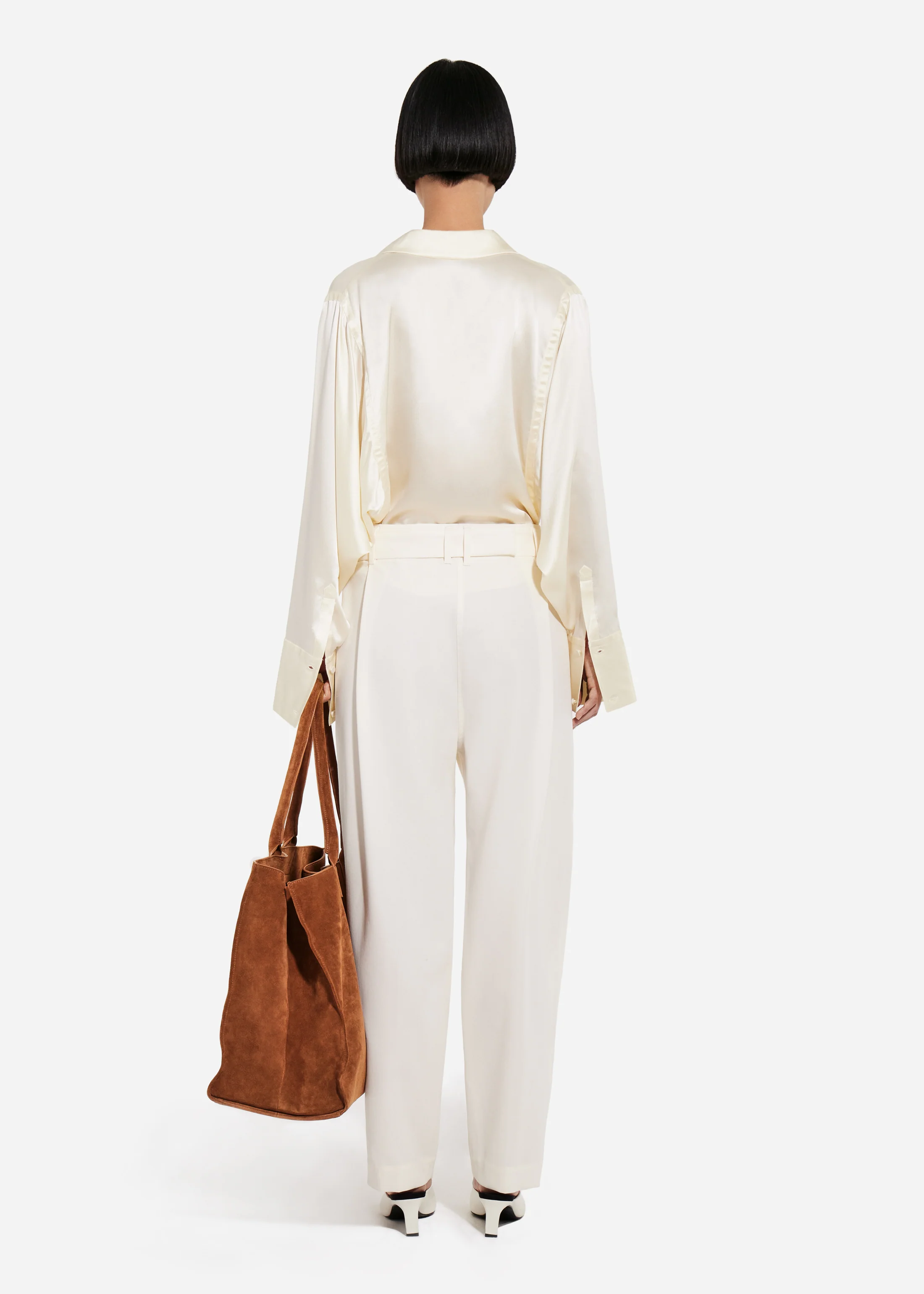Relaxed Button Down Shirt in Silk Charmeuse - Pearl - Image 4