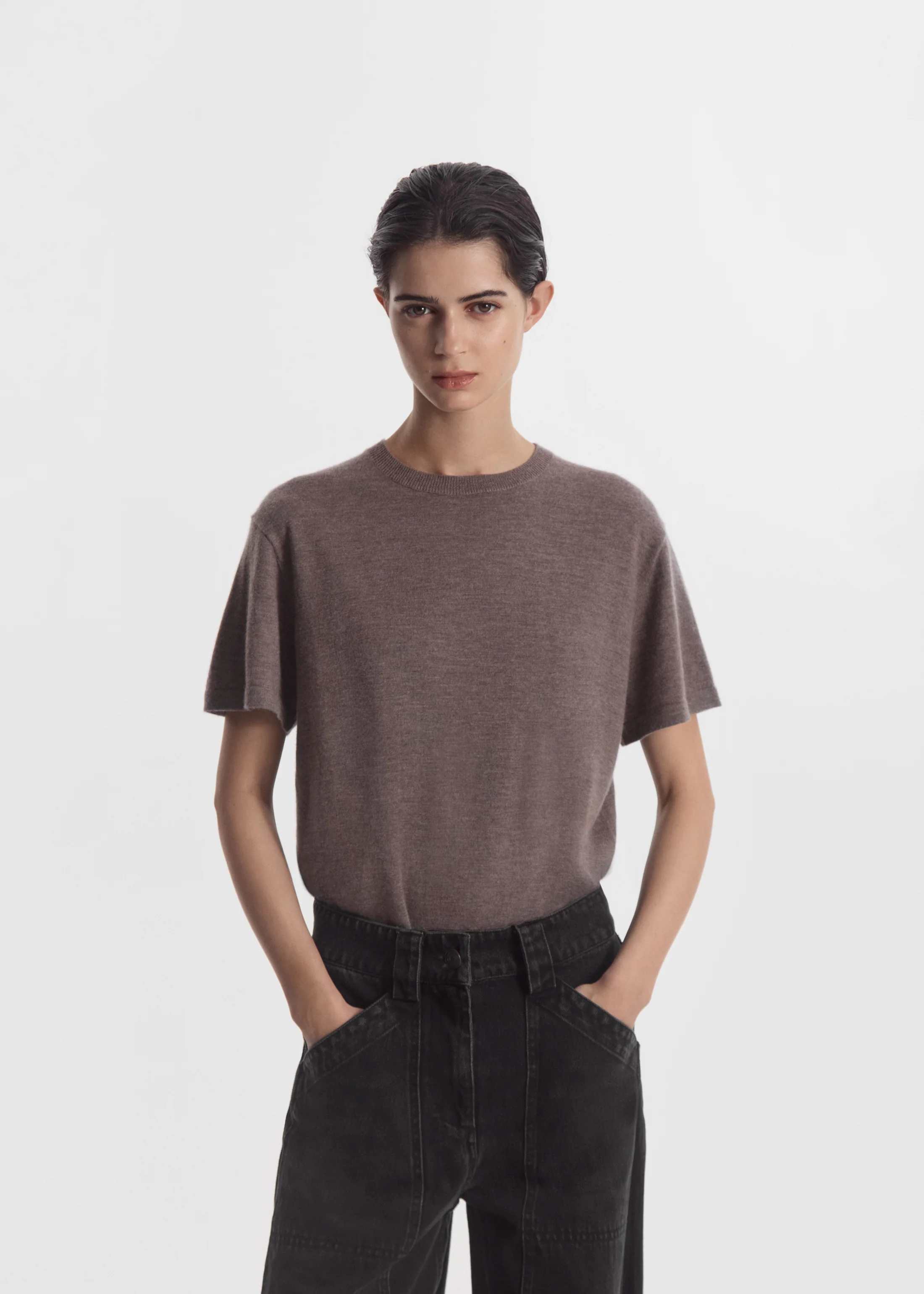 T-Shirt in Fine Cashmere - Hazelnut - Image 3