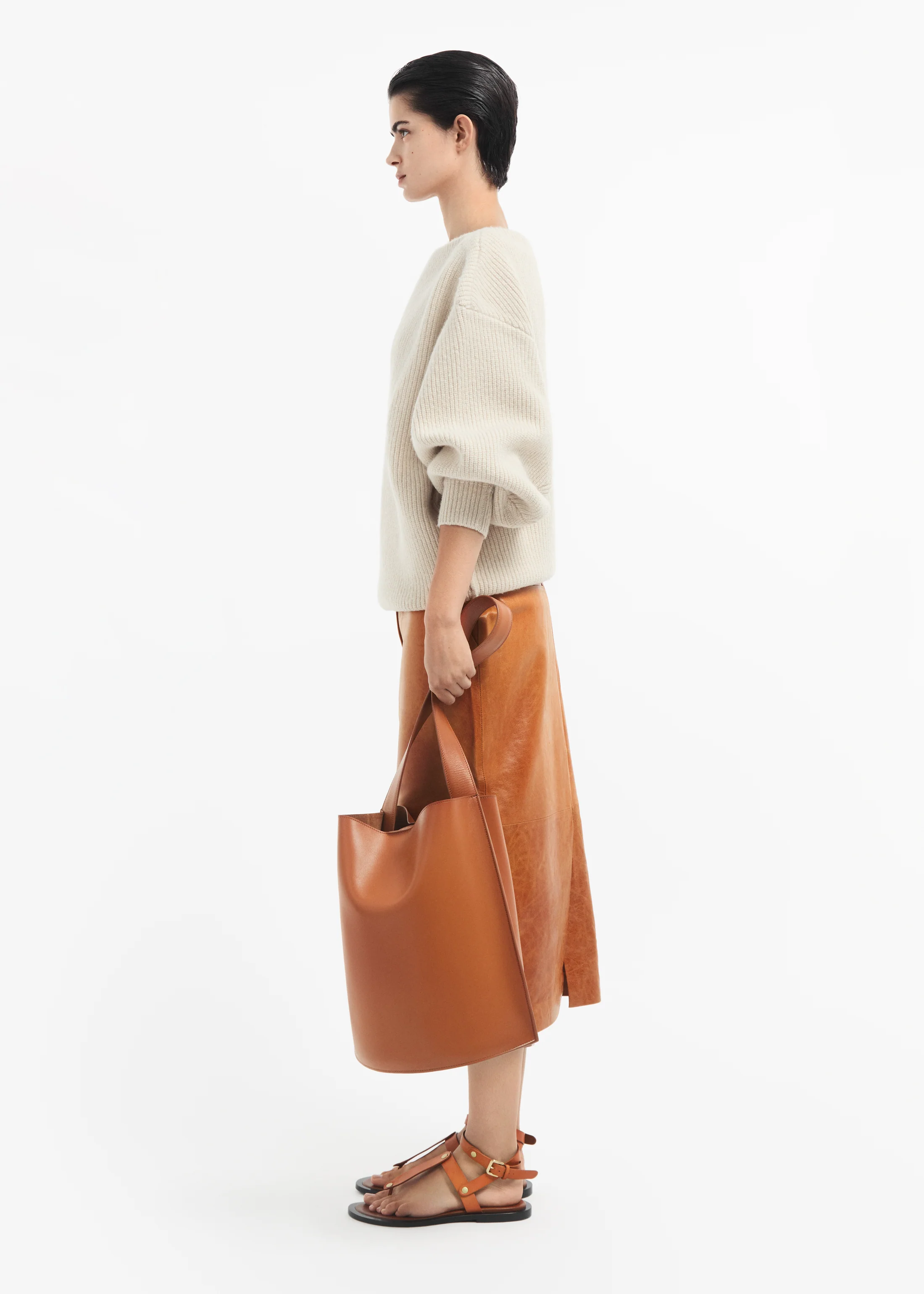 Tailored Pencil Skirt in Leather - Cognac - Image 3