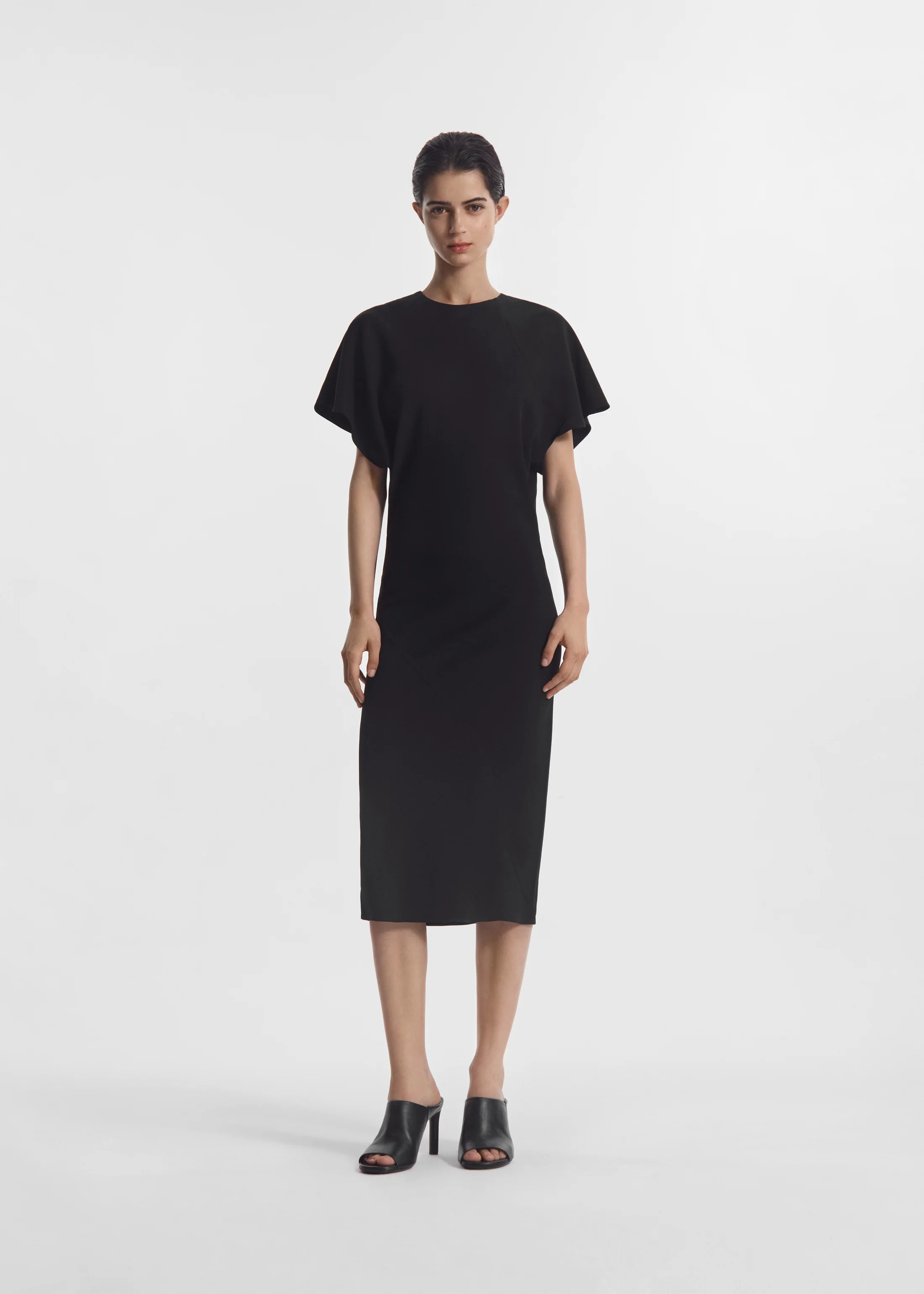 Twisted Knot Dress in Viscose Crepe - Black
